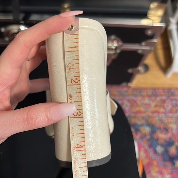 Topshop Reflect Ecru Buckle Sandal Mules in Cream, size 7.5 - Picture 9 of 11